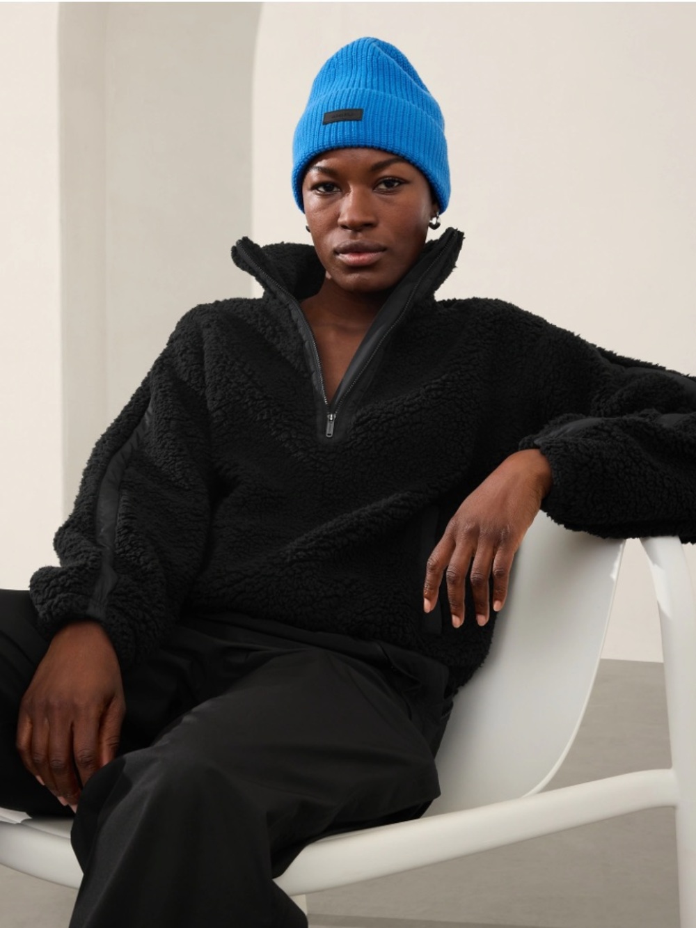 Athleta Black Cloud Fleece sweatshirt M